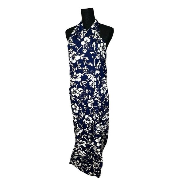 NWT The Hawaiian Original by Hilo Hattie Blue & White Floral Wrap Dress One Size - Picture 1 of 13